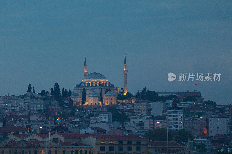 黄昏时分，伊斯坦布尔Yavuz Selim清真寺